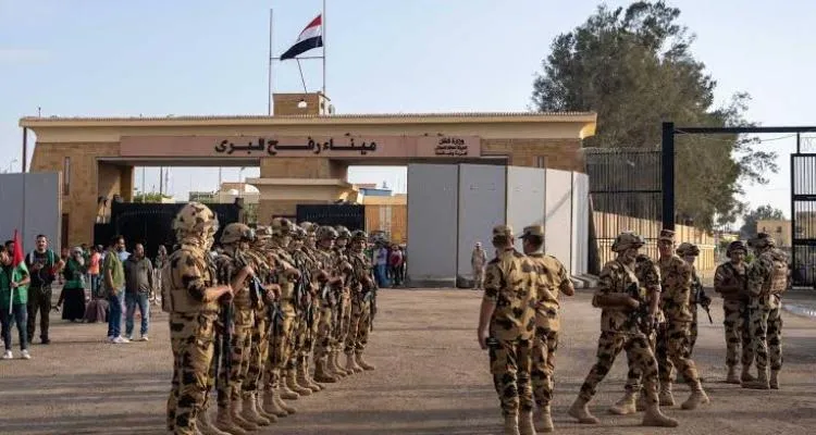 الإخوان المسلمون: قتل أحد أفراد جيشنا المصري على الحدود.. يجب أن يكون له ما بعده