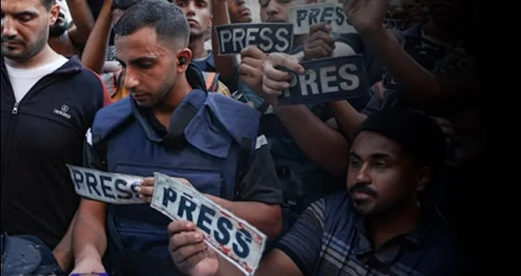 فرسان الحقيقة في يوم الصحافة العالمي.. الواقع والمأمول
