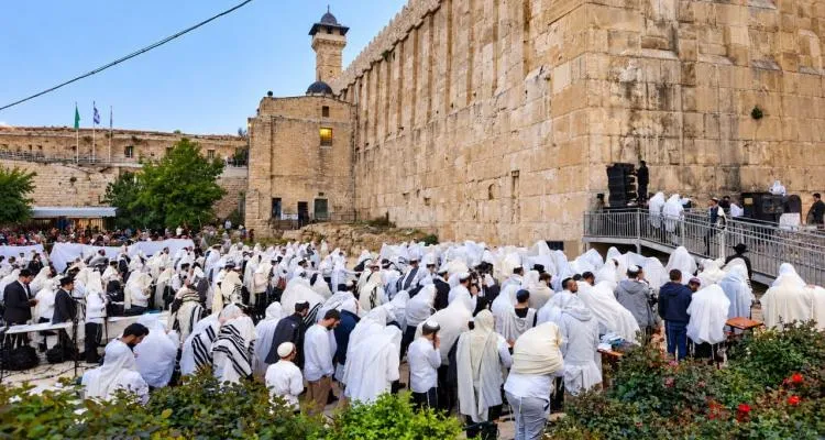 MB: Performance of Jewish Rituals  and Banning Muslim Prayer at the Ibrahimi Mosque  Is a Flagrant Violation That Provokes the Sentiments of Muslims