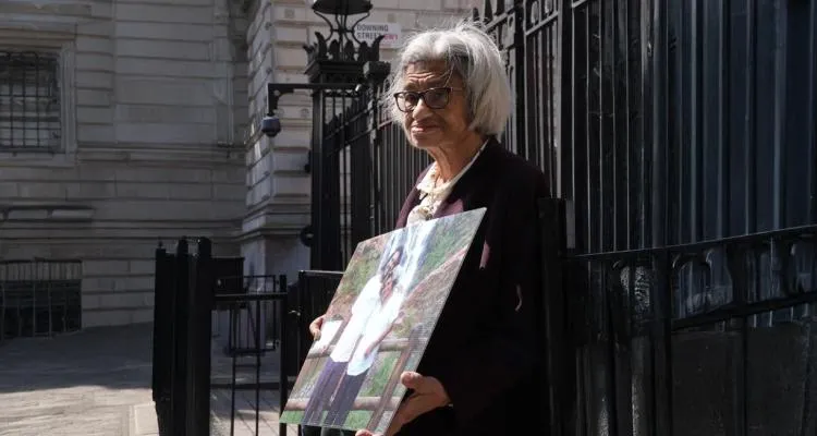 We stand in solidarity with Dr. Laila Soueif in  her ordeal and demand the release of all political detainees