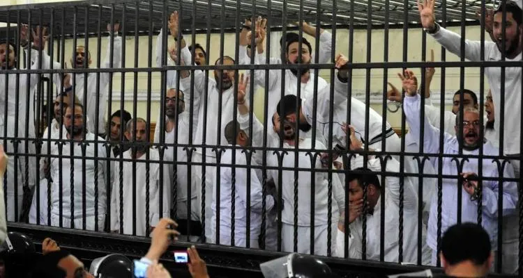 متى تنتهي معاناة الآلاف من الأبرياء في سجون مصر؟!!